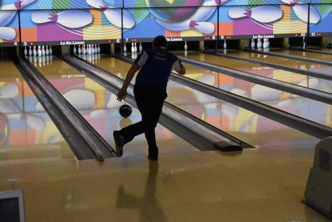 Highlands Bowling Beats Dayton