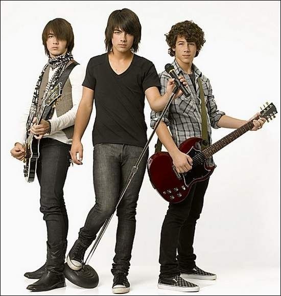 Top 3 Jonas Brothers