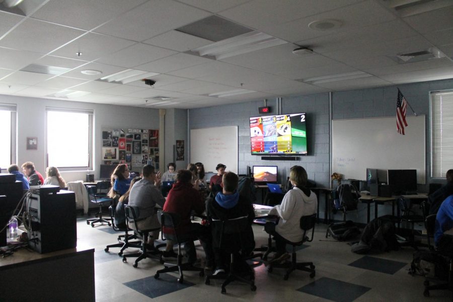 Mr. Poffs Advisory class plays a game of Mario Kart to relax during a stressful week. 