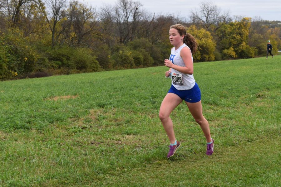 Sophomore Ruby Smith races to the finish. 