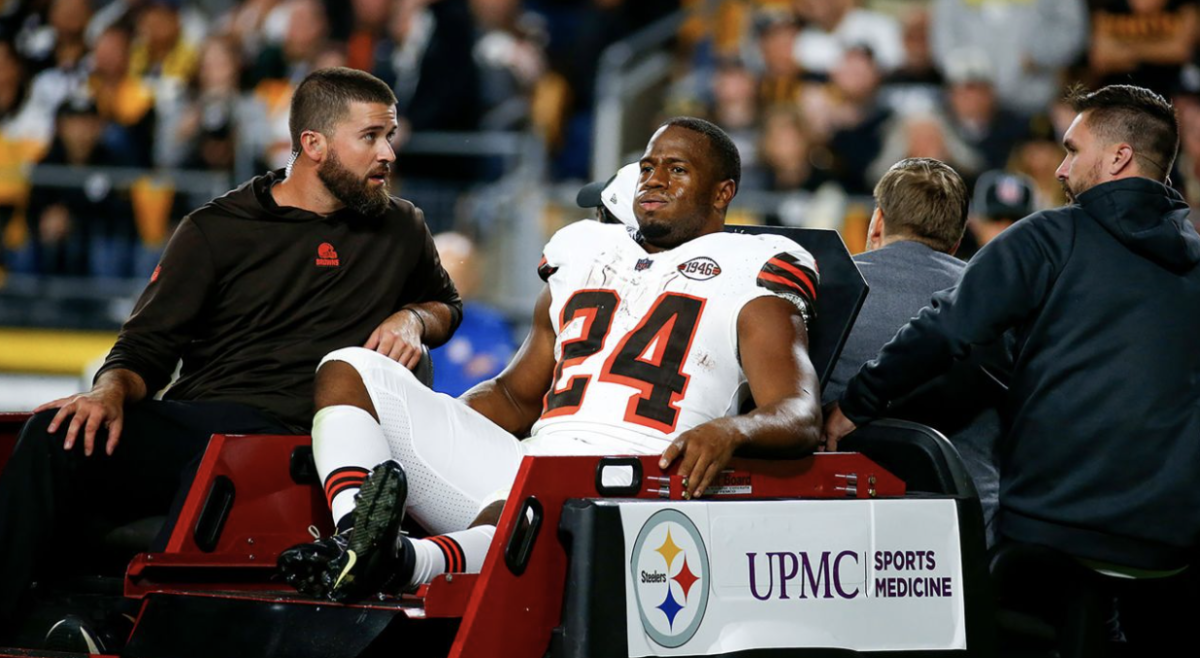 RB Nick Chubb gets carted off the field.