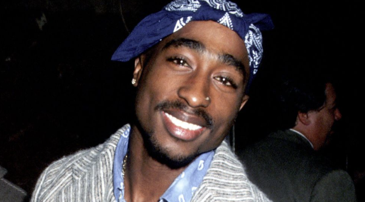 Tupac+Shakar+smiling+before+death.+