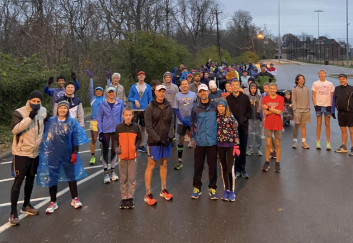 Multiple locals of all ages of the City of Fort Thomas line up to begin to run the Annual Turkey trot (Photo Courtesy of Katie Ockerman, used with permission).
